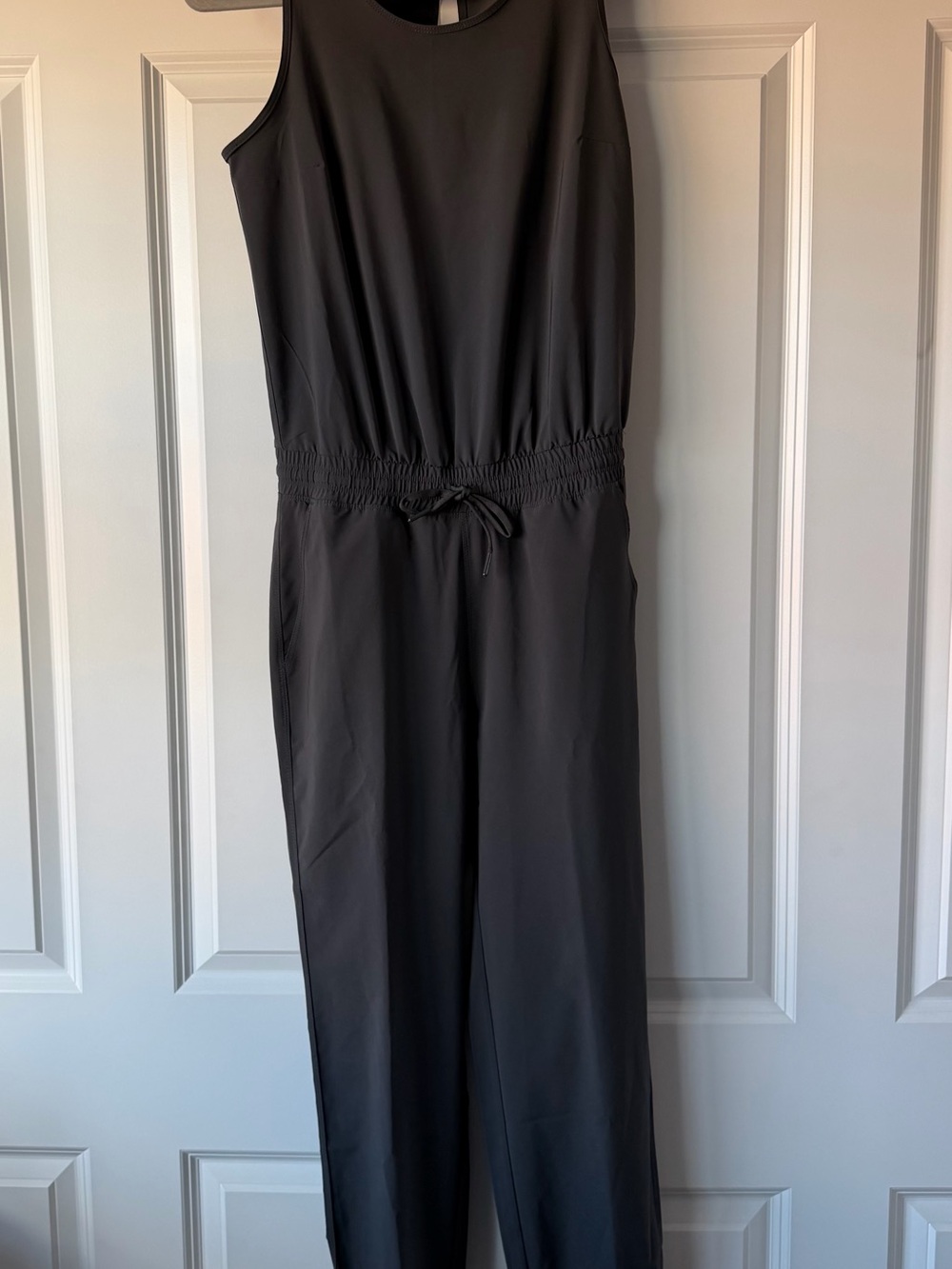 The North Face Black Sleeveless Drawstring-Waist Jumpsuit Size XS NWOT